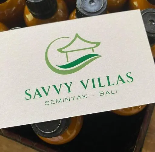 Savvy Villa, A Tranquil Oasis & Walk To The 塞米亚克