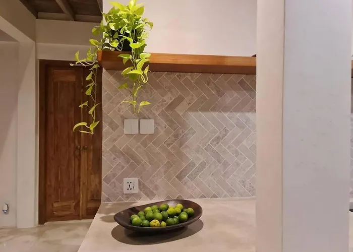 Savvy Villa, A Tranquil Oasis & Walk To The * 塞米亚克
